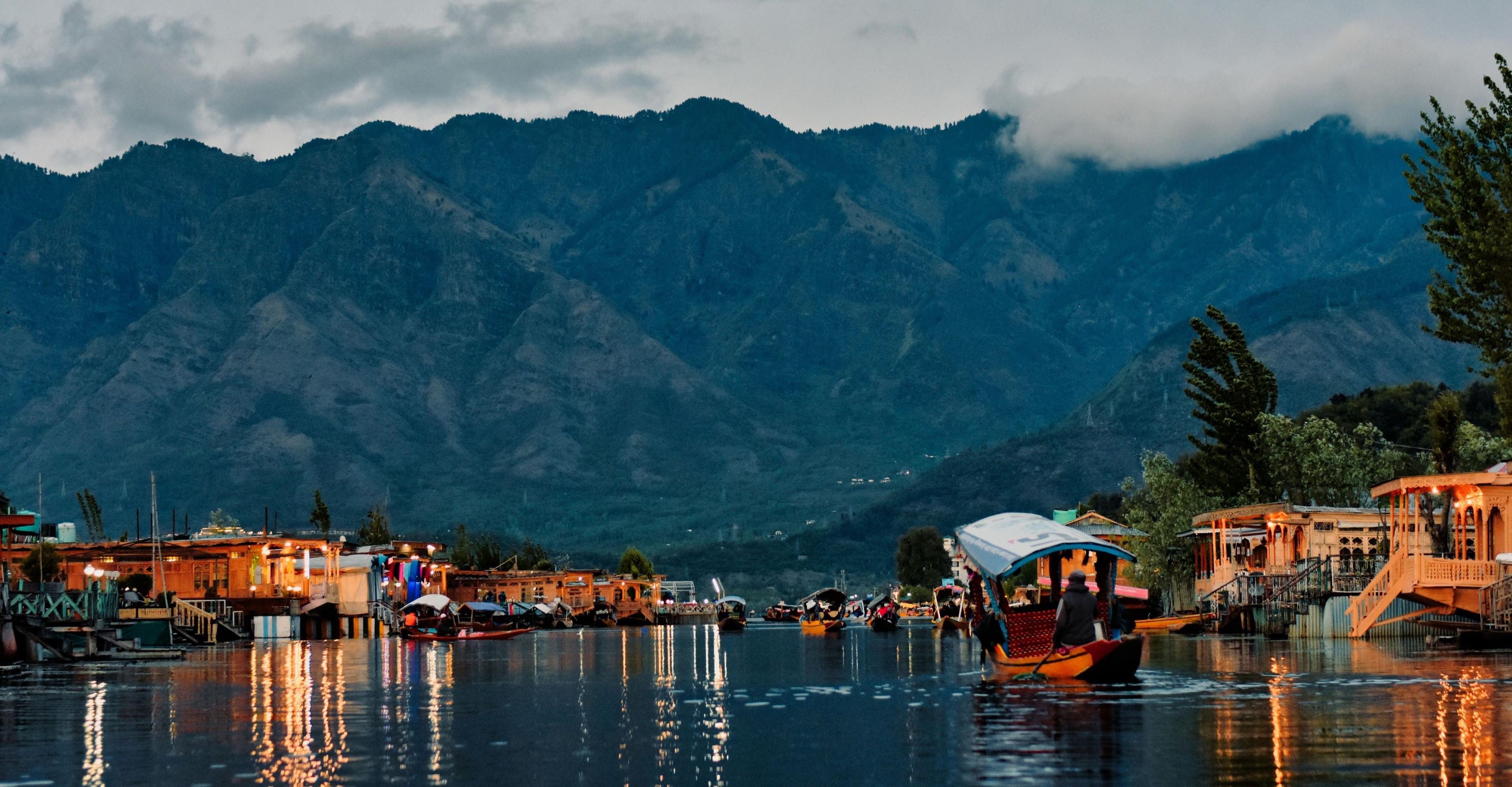 Dal Lake Shikaras